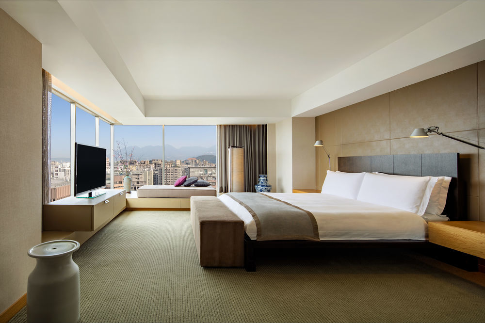 Отель Regent Тайбэй Экстерьер фото Deluxe Suite